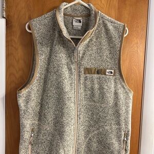 The North Face Men's Medium Tan / Grey Sweater Vest